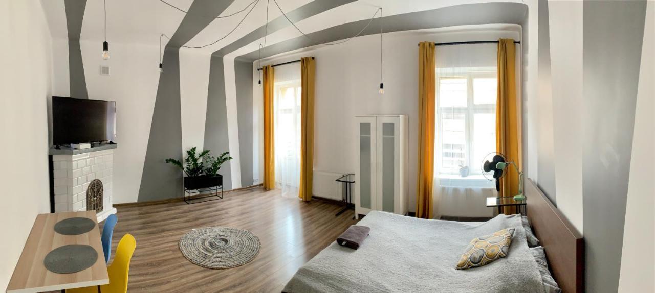 Apartament Rowna 12 Kielce Esterno foto